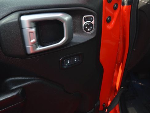 Used 2020 Jeep Wrangler Unlimited Sport S AWD/4WD image 28