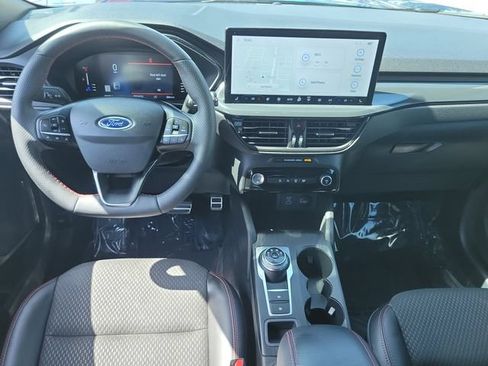 Used 2023 Ford Escape ST-Line w/ Tech Pack #1 AWD/4WD image 17