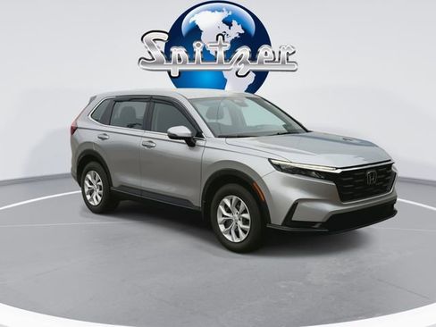 Used 2023 Honda CR-V LX image 3