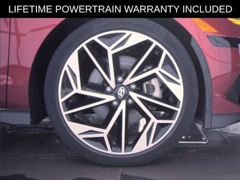 Used 2023 Hyundai Ioniq 6 SEL RWD image 15