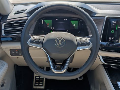 New 2026 Volkswagen Atlas SEL Premium R-Line AWD/4WD image 8