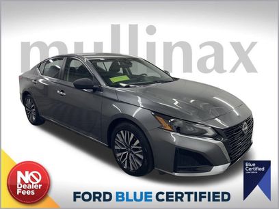 Used 2024 Nissan Altima 2.5 SV