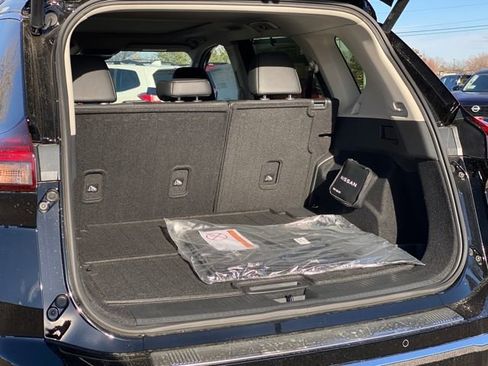 New 2026 Nissan Rogue Platinum w/ Platinum Premium Package image 25