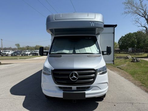 Used 2019 Mercedes-Benz Sprinter 3500 image 7