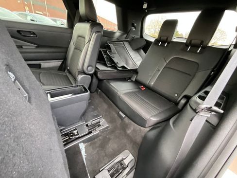 Certified 2024 Nissan Pathfinder Rock Creek image 45