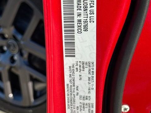 New 2026 Jeep Compass Latitude image 29