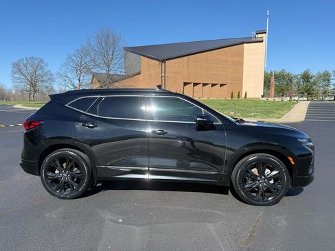 Used 2021 Chevrolet Blazer RS w/ Enhanced Convenience Package image 2