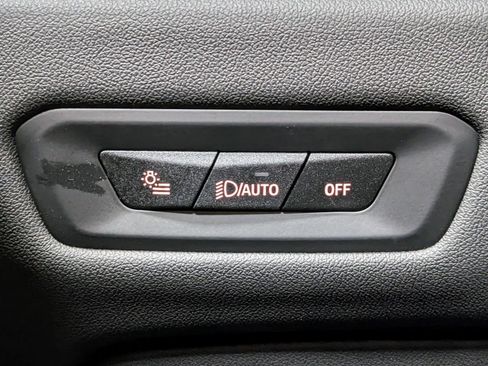 Used 2025 BMW X5 xDrive50e w/ M Sport Package image 32