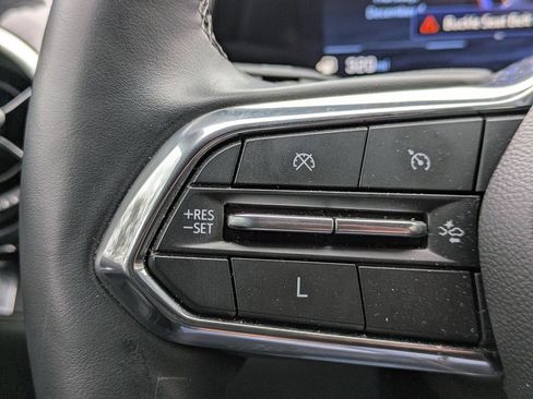 Used 2025 Chevrolet Equinox LT image 16