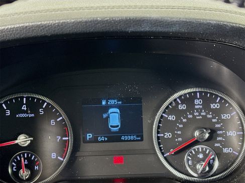 Used 2022 Kia Telluride LX image 9