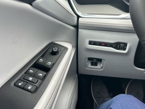 New 2026 Jeep Cherokee Limited AWD/4WD image 17