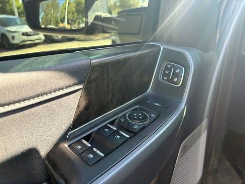 Used 2024 Ford F250 Lariat w/ Sport Appearance Package AWD/4WD image 19