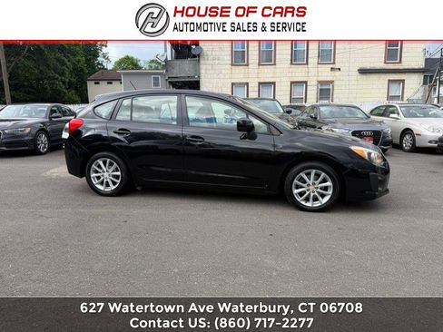 Used 2013 Subaru Impreza 2.0i Premium w/ All-Weather Pkg AWD/4WD image 3