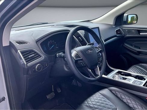 Used 2024 Ford Edge Titanium w/ Equipment Group 301A AWD/4WD image 16