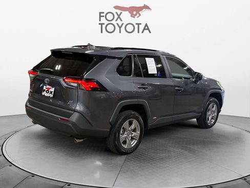 Used 2025 Toyota RAV4 LE AWD/4WD image 6