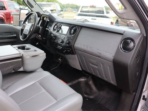 Used 2012 Ford F550 4x4 Regular Cab Super Duty w/ Payload Upgrade Pkg image 10
