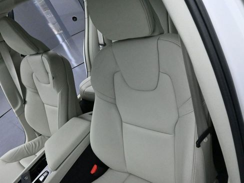 Used 2025 Volvo S60 B5 Plus w/ Protection Package Premier image 15