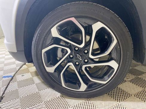 Used 2024 Chevrolet Trax RS w/ Driver Confidence Package image 22