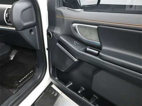 Used 2025 Ford Expedition Tremor image 26