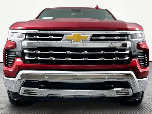 Used 2024 Chevrolet Silverado 1500 LTZ w/ LTZ Convenience Package II AWD/4WD image 2
