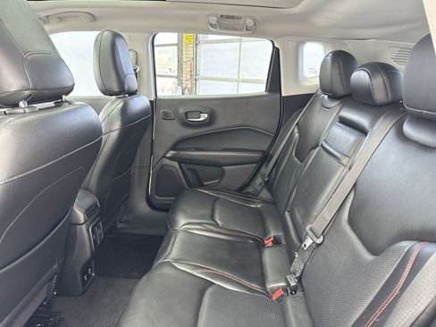 Used 2018 Jeep Compass Trailhawk w/ Leather Interior Group image 31