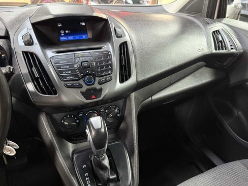 Used 2016 Ford Transit Connect XL FWD image 17