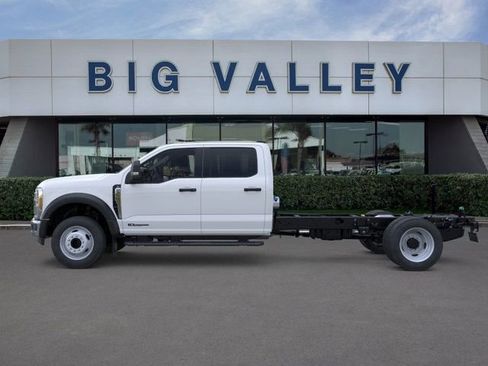 New 2025 Ford F450 XL image 3