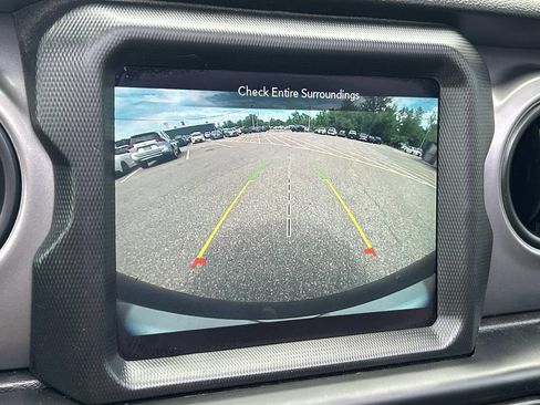 Used 2021 Jeep Wrangler Unlimited Sport w/ Sun And Sound Package AWD/4WD image 30