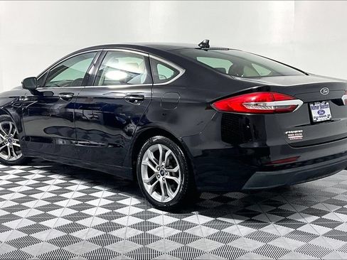Used 2019 Ford Fusion SEL FWD image 11