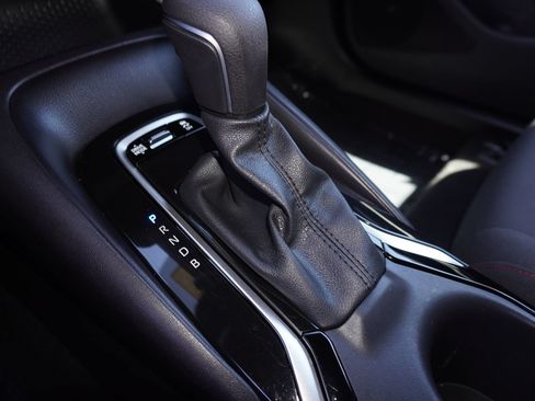 Certified 2025 Toyota Corolla SE FWD image 17