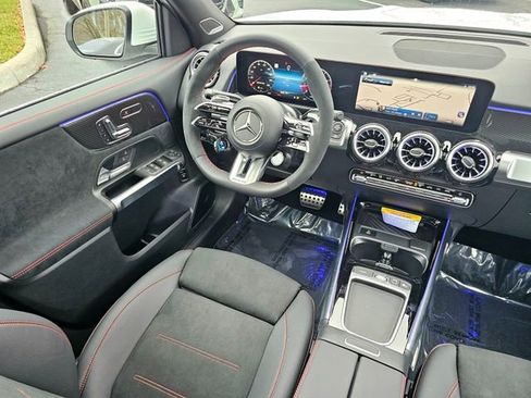 New 2026 Mercedes-Benz GLB 35 AMG 4MATIC image 28