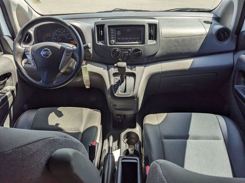 Used 2021 Nissan NV200 SV w/ Sliding Door Glass Package image 13