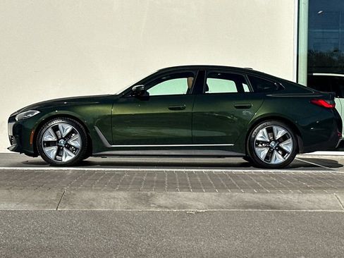 Used 2022 BMW i4 eDrive40 image 6