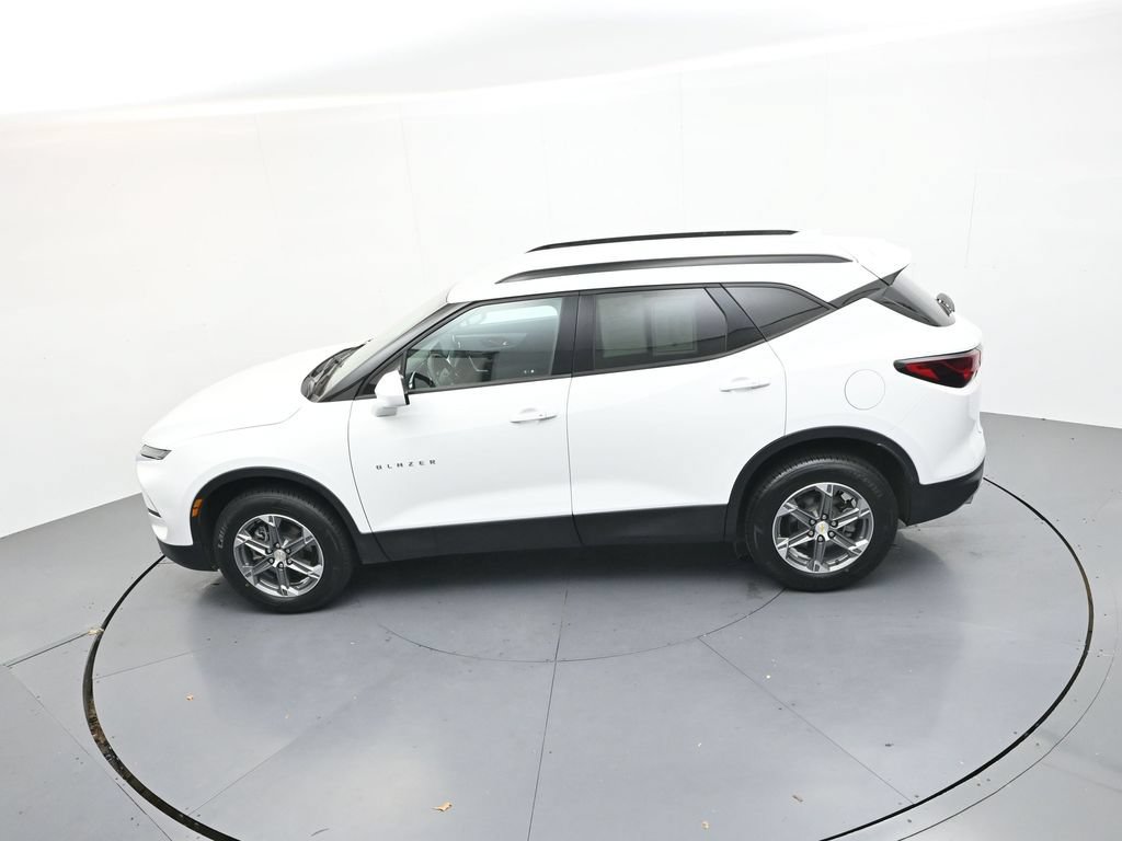 Used 2023 Chevrolet Blazer LT w/ Convenience Package FWD image 25