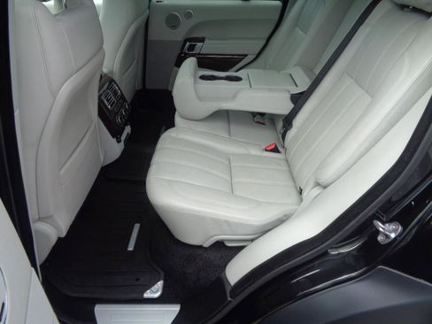 Used 2016 Land Rover Range Rover Supercharged AWD/4WD image 27