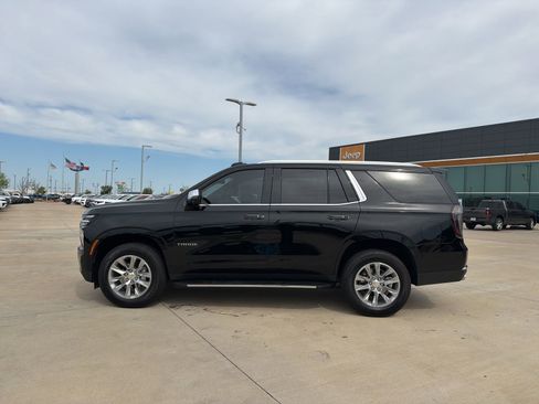 Used 2025 Chevrolet Tahoe Premier image 2