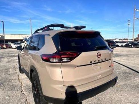 Certified 2025 Nissan Rogue SV w/ Rock Creek Premium Package image 11