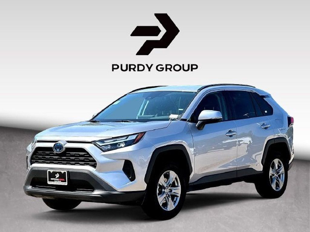 Certified 2024 Toyota RAV4 XLE AWD/4WD image 4