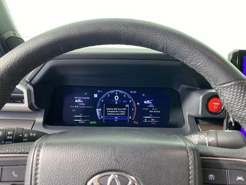 Used 2024 Toyota Tacoma TRD Off-Road w/ TRD Off Road Upgrade Package image 17