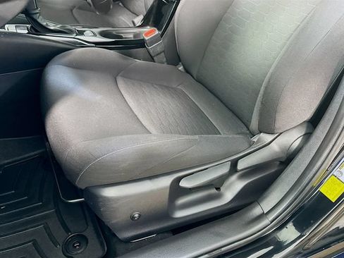 Used 2022 Toyota Corolla SE FWD image 10