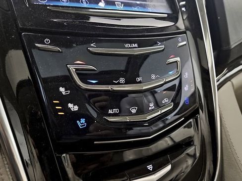 Used 2018 Cadillac Escalade ESV Premium Luxury AWD/4WD image 20