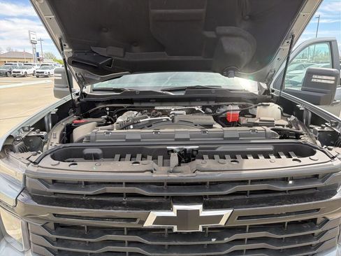 New 2025 Chevrolet Silverado 2500 Custom w/ Custom Value Package image 18
