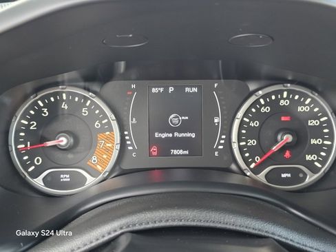 Used 2023 Jeep Renegade Latitude image 23