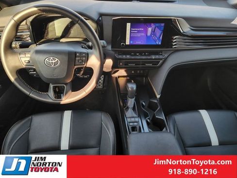 Used 2025 Toyota Camry SE image 26