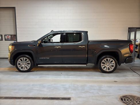 Used 2021 GMC Sierra 1500 Denali w/ Denali Premium Package image 2