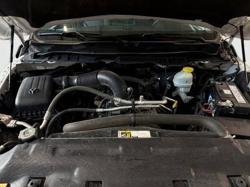 Used 2023 RAM 1500 Express AWD/4WD image 25