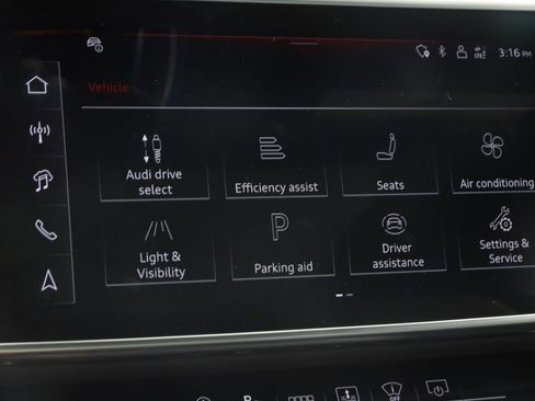 Used 2025 Audi S8 image 62