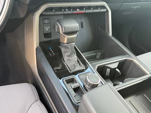 Used 2023 Toyota Tundra SR5 w/ SR5 Convenience Package AWD/4WD image 20