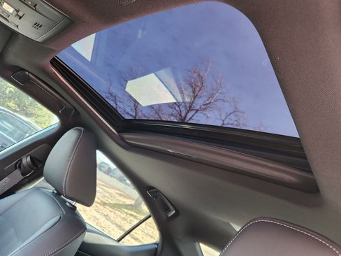 Used 2025 Lexus IS 300 F Sport image 23