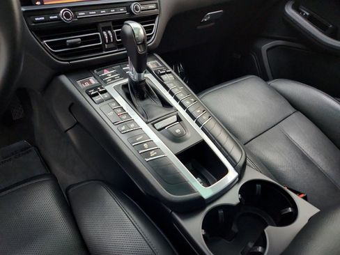 Used 2020 Porsche Macan S AWD/4WD image 22